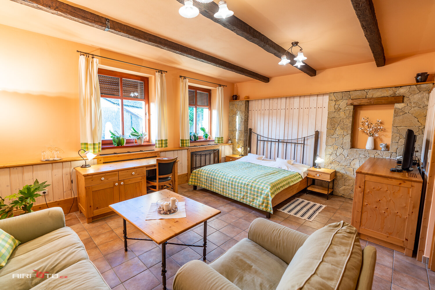 Hotel a restaurace Koníček — foto 4