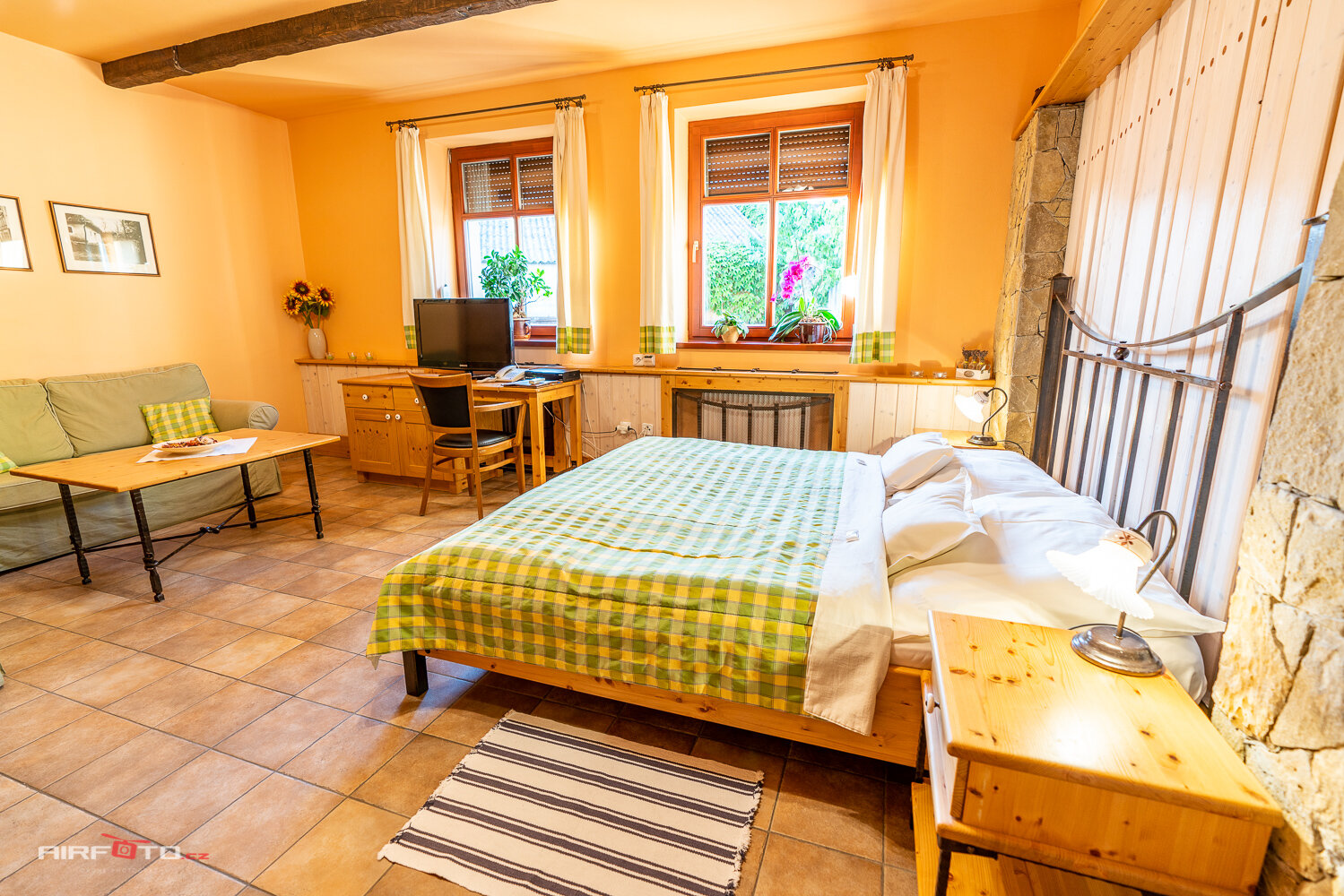 Hotel a restaurace Koníček — foto 6