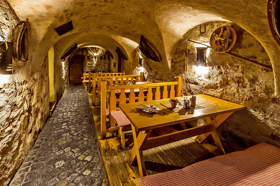 Restaurace Maštal — foto 8